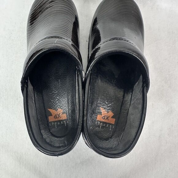 Dansko XP Leather Clogs Shoes Stripes 37 Size 7 Stripes Black Gray Comfort Shiny - Picture 6 of 9